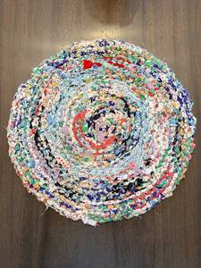 lot 255 image: Round Braided Rugs - 15in Diameter - Set of 3