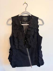 lot 307 image: Ark & Co Circle-Disc Black Vest - Size L - Front Zip