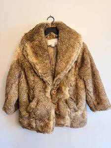 lot 316 image: Bar III Faux Fur Coat - Size M