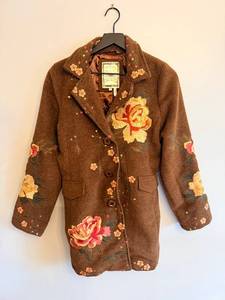 lot 317 image: Papparazzi by Biz Floral Embroidered Brown Wool Coat - Size M