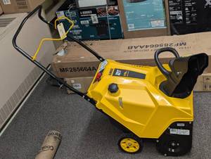 lot 47 image: DEWALT 21 in. 179 cc Single-Stage Gas Snow Blower - NEW