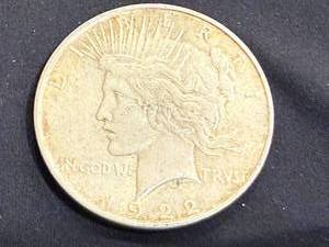 lot 48 image: 1922 Peace Dollar
