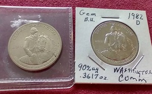 lot 122 image: (2) 1982 Washington Commemorative Silver Half Dollars