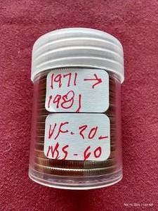 lot 217 image: $10 Kennedy Roll - 1971-1981