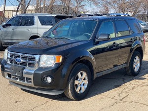 2011 FORD ESCAPE LIMITED *2 Owner | No Accidents | All Wheel Drive* (NO RESERVE)