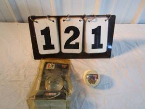 lot 121 image: Vintage Hurst Limited Edition Shifter Knob - 50th Anniversary