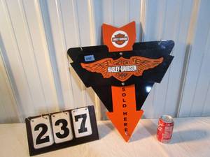 lot 237 image: Harley Davidson 3D Sign