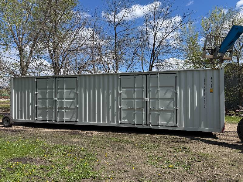 CIMU1067690  40 Ft Shipping Container with 2 Side Doors, 40HC, Single Trip