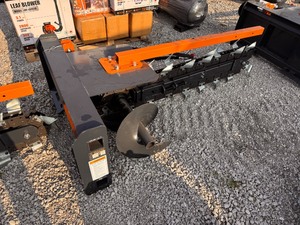 lot 138 image: WOLVERINE Trencher TCR-12-48H
