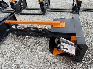 lot 377 image: WOLVERINE Trencher TCR-12-48H