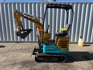 lot 69 image: CFG MX15R Mini Excavator