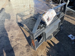 lot 132 image: Landhonor Mini Skid Steer Pallet Fork Frame MPF-11-2000G