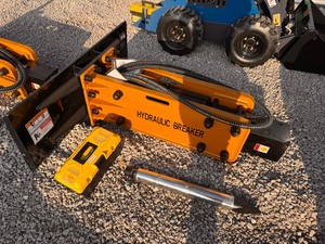 lot 162 image: WOLVERINE Concrete Breaker CB-11-750F