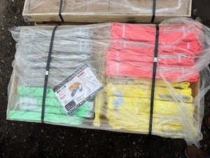 lot 281 image: Landhonor Webbing Sling LHR-WS22