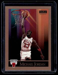 lot 249 image: Michael Jordan 1990 Skybox #41 Basketball Card