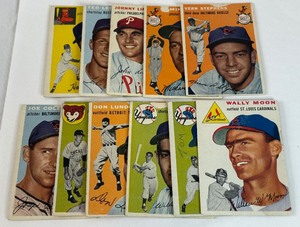 lot 64 image: 1954 Topps Baseball 11 Card Vintage Lot