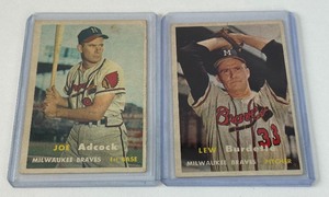 lot 210 image: 1957 Topps 2 Card Vintage Baseball Lot - Adcock and Burdette