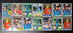 lot 304 image: Gary Carter 14 Card Vintage Baseball Lot