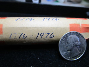 lot 7 image: Bicentennial Quarter Roll