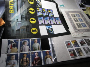 lot 118 image: Winter Scenes, Presidential & Batman Stamps