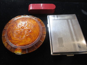 lot 304 image: Vintage Tortoise Shell Compact, Cig. Case, Lipstick