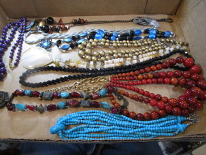 lot 309 image: Ten Necklaces Rivers, Chicos, Vintage