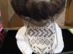 lot 311 image: Vintage Hat, Beaded Purse, Childrens Collars