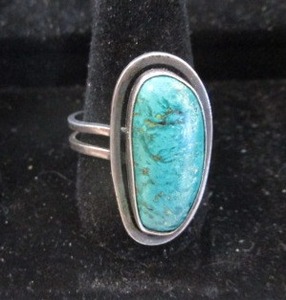 lot 323 image: Vintage Ring, Turquoise - Israel