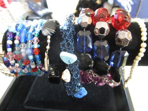 lot 334 image: Seven Bracelets