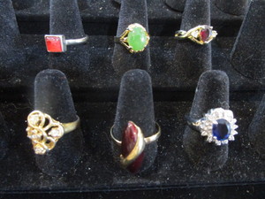 lot 347 image: Six Costume Rings