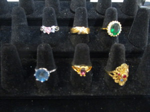 lot 362 image: Six Costume Rings