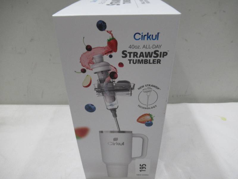 NEW Cirkul 40oz Raindrop Tumbler Starter Kit  4 Flavor Cartridges - Light Green