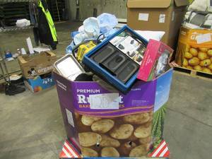 Pallet of Store Overstock and Ecommerce Product and Returns