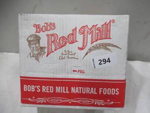 NEW 4 Pack of Bobs Red Mill Organic Quick Cooking Steel Cut Oats 22 oz Bags BB 226