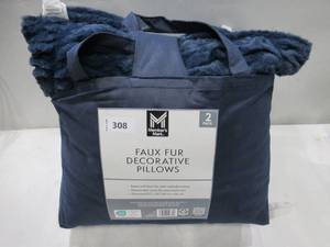 NEW Members Mark 2-Pack Ruched Faux Fur Decorative Pillows, 22 x 22 - Washed Indigo