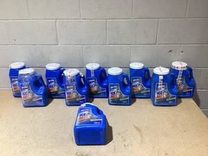 lot 50 image: LOT OF 10 Splash Ice Melt