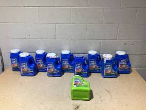 lot 51 image: LOT OF 10 Splash Ice Melt