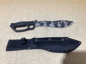 lot 81 image: Neptune 15 12 Fixed Blade Hunting Knife w Sheath