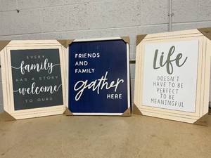 lot 314 image: LOT OF 3 Wall Decor Art Frames