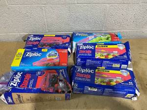 lot 203 image: LOT OF 6 Ziploc Bags