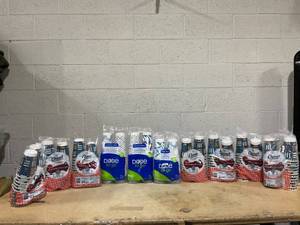 lot 237 image: LOT OF 10 To Go Coffee Cups With Lids