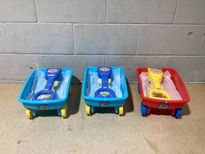 lot 157 image: LOT OF 3 Shovel Wagon With Accessories