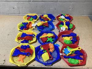 lot 159 image: LOT OF 12 Sand Sifters 7pcs Per Pack