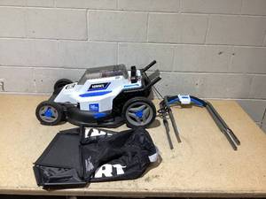 lot 250 image: HART 20-Volt 16-inch Cordless Push Lawn Mower (Used, ONLY LAWN MOWER, Missing Bag Tube)