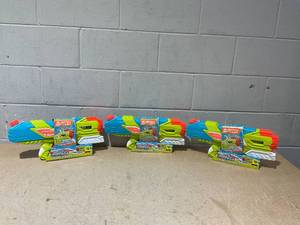 lot 191 image: LOT OF 3  Water Warriors Water Guns