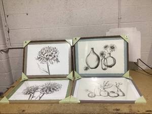 lot 387 image: LOT OF 4 Art Decor Frames 21x27
