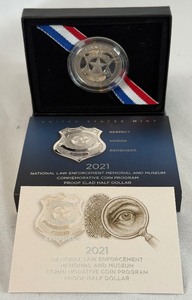 lot 48 image: 2021 National Law Enforcement Memorial & Museum Proof Clad Half Dollar - original package with COA