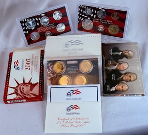 lot 65 image: 2007 Silver Proof Set - original package with COA