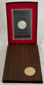 lot 81 image: 1973 S-Eisenhower Proof Silver Dollar - original package with COA