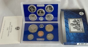 lot 118 image: 2022 Proof Set - original package with COA